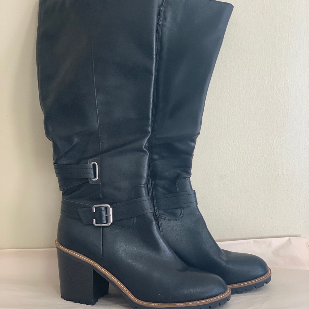 Sun + Stone Viviaan Knee High Lug Sole Boots Women’s 11M Block Heel New No Tags